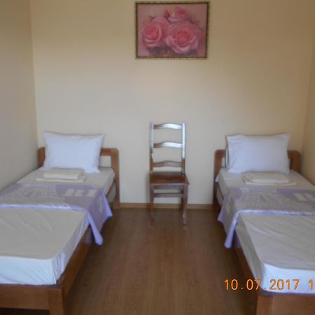 Lastochka Hotel ซาลิซนีปอร์ต ภายนอก รูปภาพ