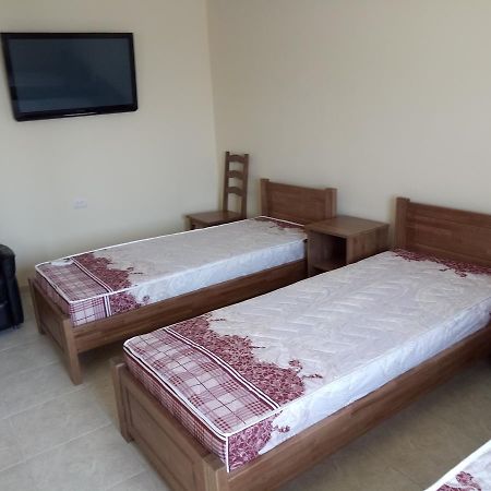 Lastochka Hotel ซาลิซนีปอร์ต ภายนอก รูปภาพ